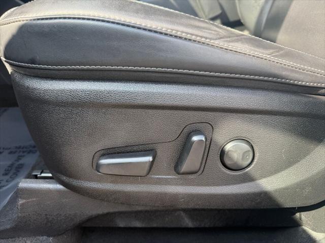 Photo of 2024 Midnight Lake Blue Kia Telluride