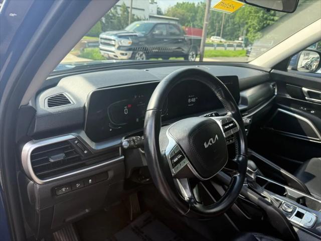 Photo of 2024 Midnight Lake Blue Kia Telluride