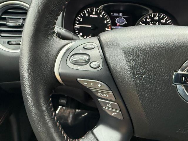 Photo of 2019 Magnetic Black Pearl Nissan Pathfinder