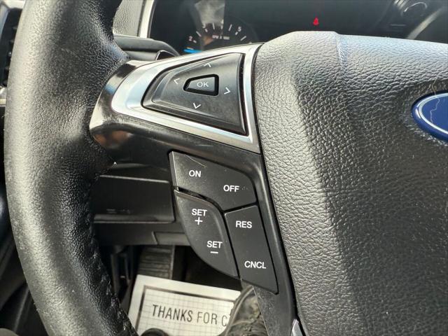 Photo of 2019 Blue Metallic Ford Edge