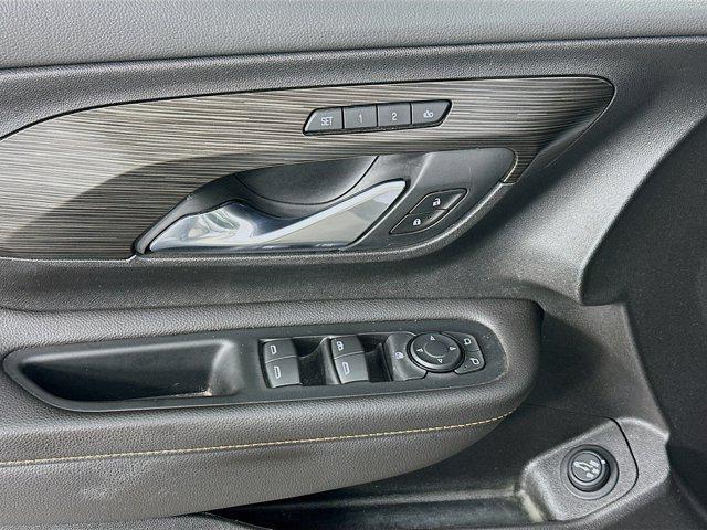 Photo of 2019 Summit White GMC Terrain
