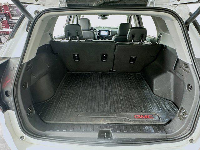 Photo of 2019 Summit White GMC Terrain