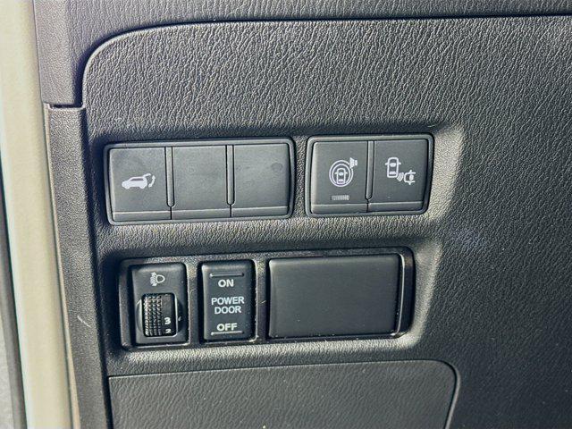 Photo of 2017 Gun Metallic Nissan Armada