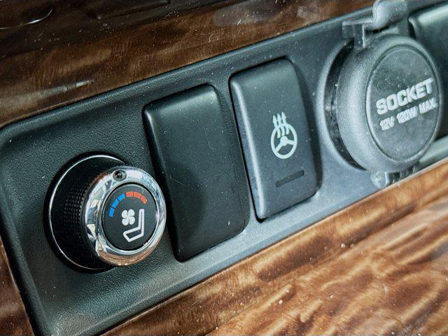 Photo of 2017 Gun Metallic Nissan Armada