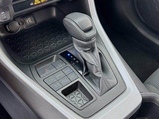 Photo of 2024 Silver Sky Metallic Toyota RAV4