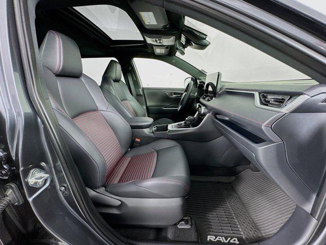 Photo of 2025 Magnetic Gray Metallic/Midnight Black Metallic Toyota RAV4 Hybrid