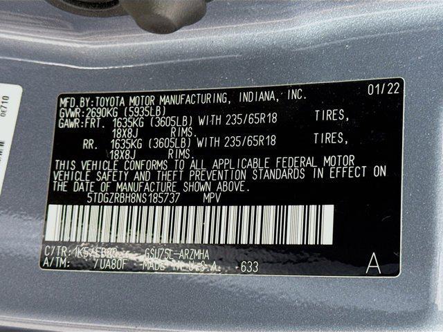 Photo of 2022 Moon Dust Toyota Highlander