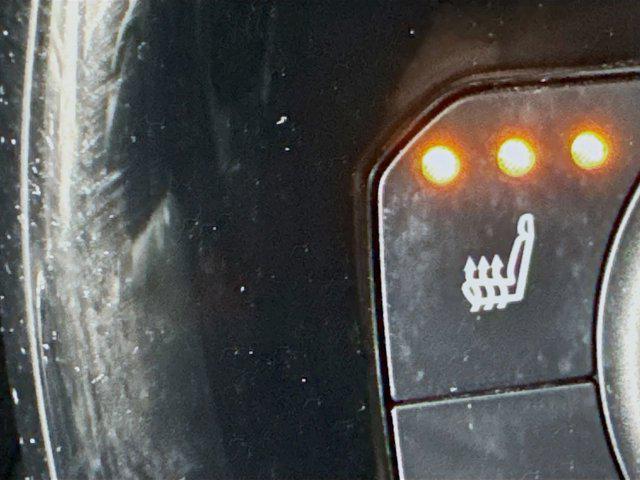 Photo of 2022 Moon Dust Toyota Highlander