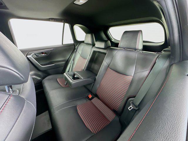 Photo of 2022 Blizzard Pearl/Midnight Black Metallic Toyota RAV4 Prime