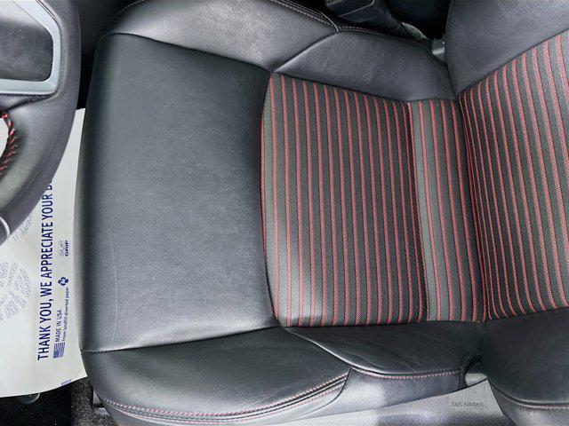 Photo of 2022 Blizzard Pearl/Midnight Black Metallic Toyota RAV4 Prime