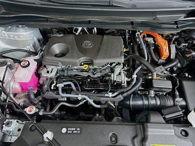 Photo of 2021 Celestial Silver Metallic Toyota Sienna