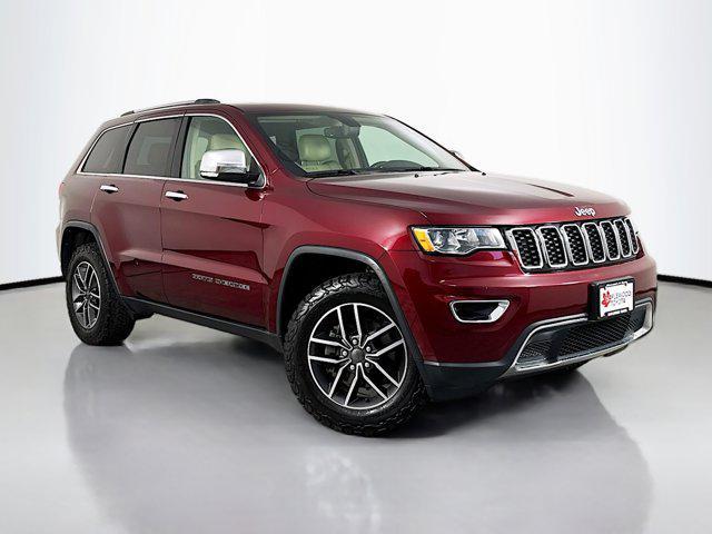Photo of 2019 Velvet Red Pearlcoat Jeep Grand Cherokee