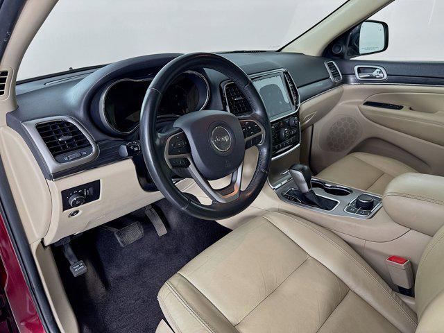 Photo of 2019 Velvet Red Pearlcoat Jeep Grand Cherokee