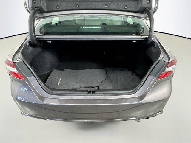 Photo of 2022 Predawn Gray Mica Toyota Camry