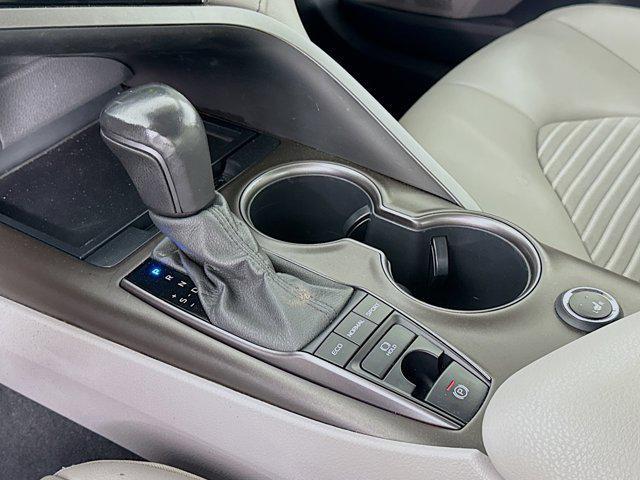 Photo of 2022 Predawn Gray Mica Toyota Camry