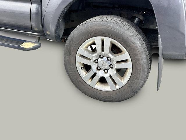 Photo of 2013 Magnetic Gray Metallic Toyota Tacoma