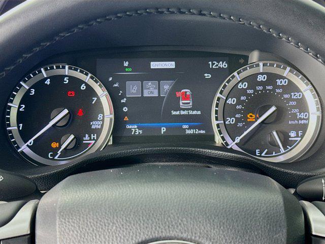 Photo of 2022 Moon Dust Toyota Highlander