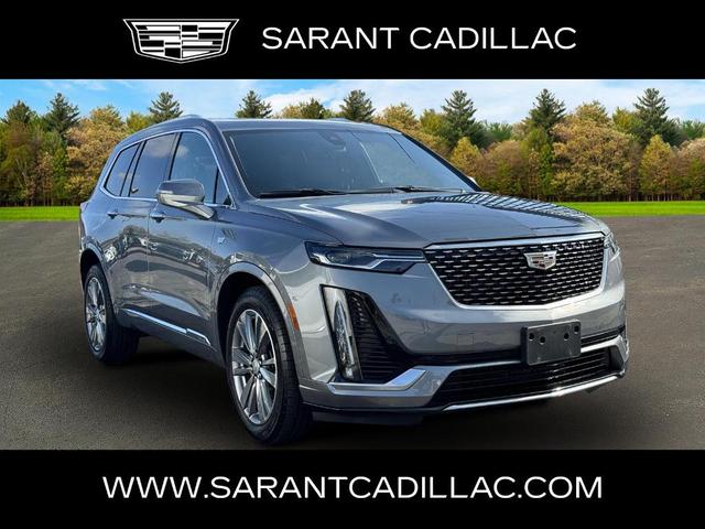 2022 Cadillac XT6