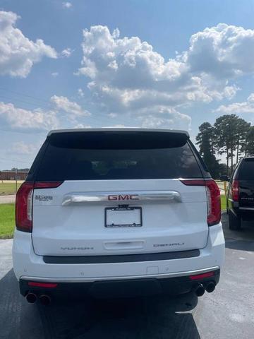 Photo of 2021 White GMC Yukon XL