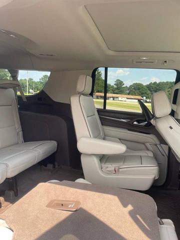 Photo of 2021 White GMC Yukon XL