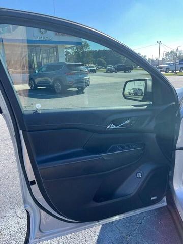 Photo of 2019 Silver GMC Acadia