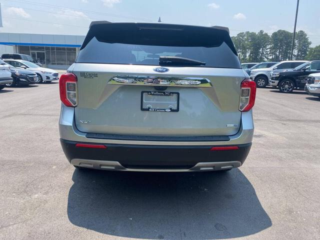 Photo of 2020 Silver Ford Explorer