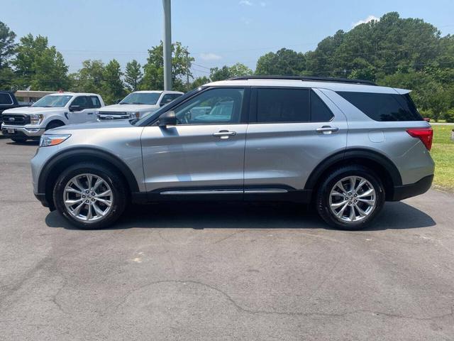 Photo of 2020 Silver Ford Explorer