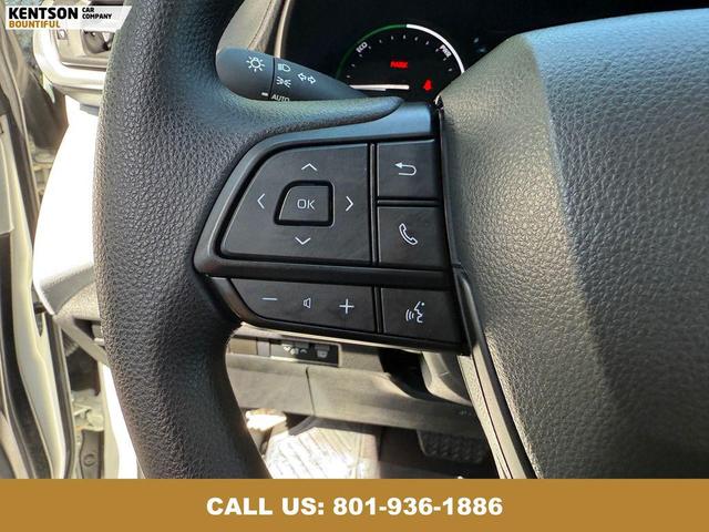 Photo of 2025 Ice Cap Toyota Sienna