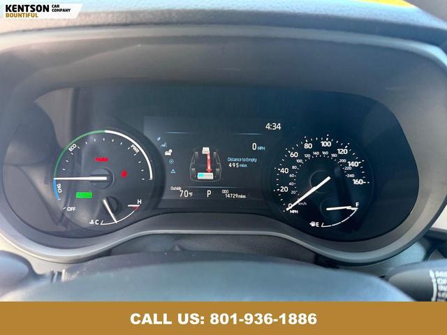 Photo of 2025 Ice Cap Toyota Sienna