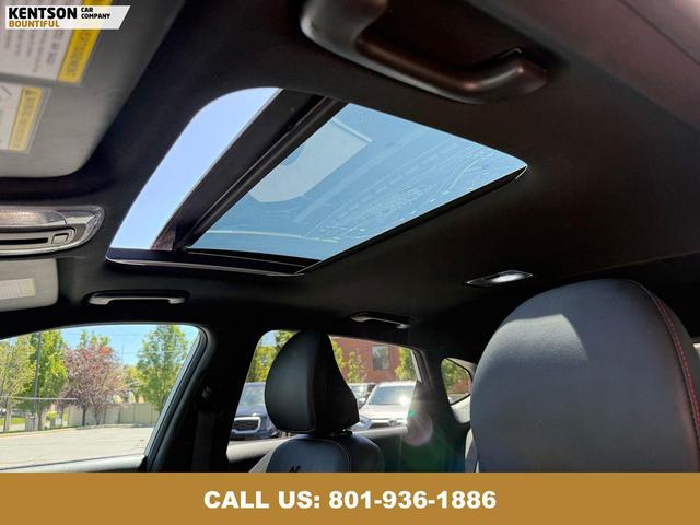 Photo of 2024 Atlast White w/Black Roof Hyundai KONA