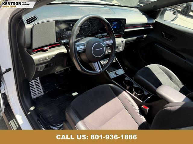 Photo of 2024 Atlast White w/Black Roof Hyundai KONA