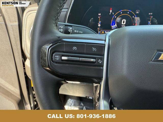 Photo of 2023 Black Chevrolet Colorado