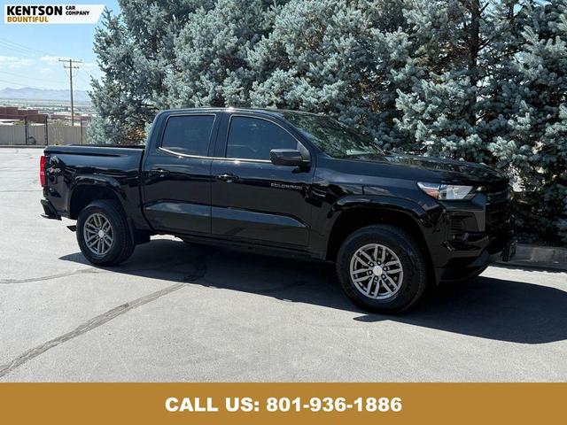 Photo of 2023 Black Chevrolet Colorado