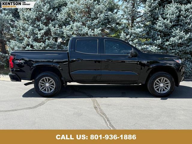 Photo of 2023 Black Chevrolet Colorado
