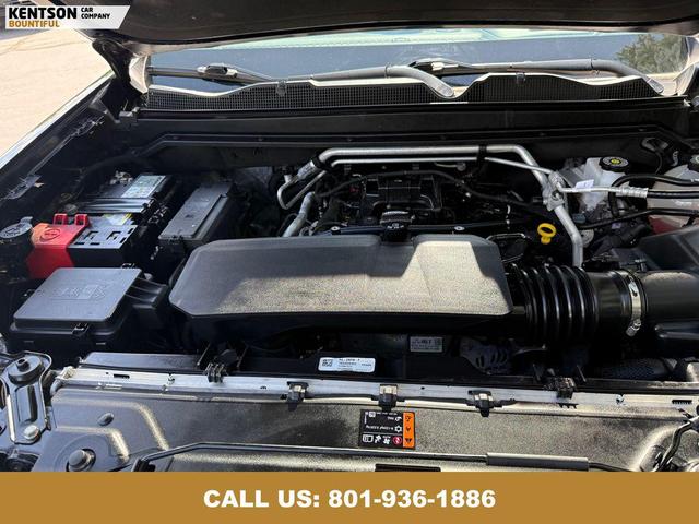 Photo of 2023 Black Chevrolet Colorado