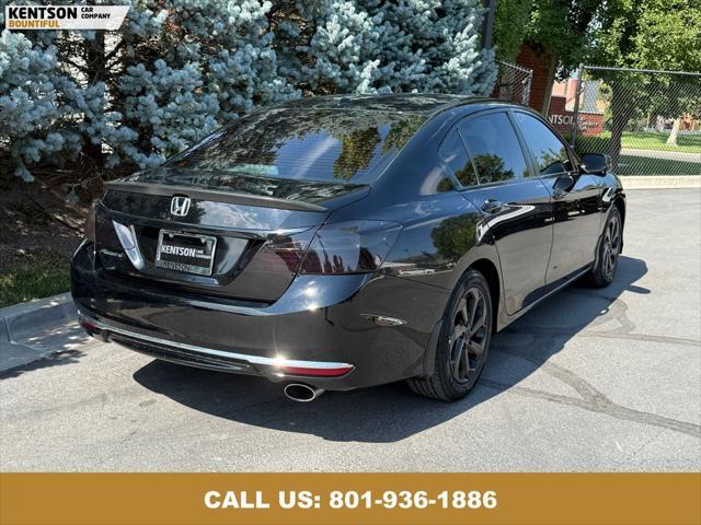 Photo of 2016 Crystal Black Pearl Honda Accord
