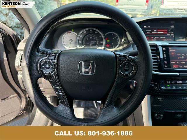 Photo of 2016 Crystal Black Pearl Honda Accord