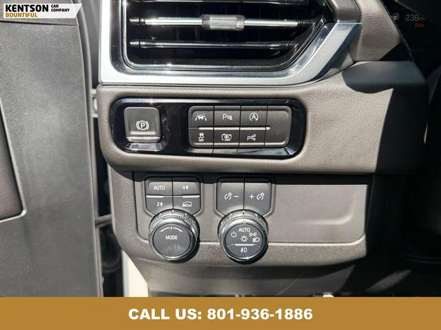 Photo of 2025 White GMC Yukon XL