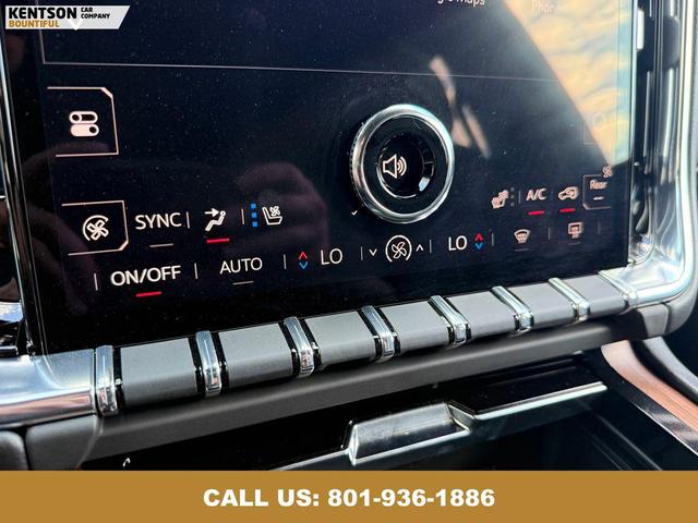 Photo of 2025 White GMC Yukon XL