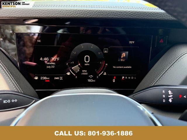 Photo of 2025 White GMC Yukon XL
