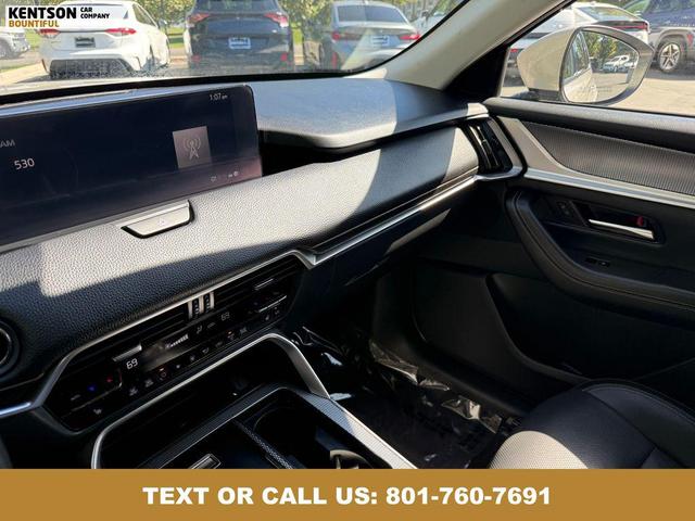 Photo of 2025 Platinum Quartz Mazda CX-90
