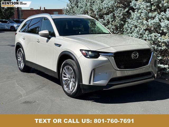 Photo of 2025 Platinum Quartz Mazda CX-90