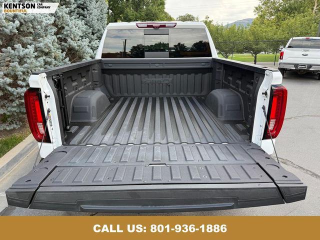 Photo of 2022 Summit White GMC Sierra 1500