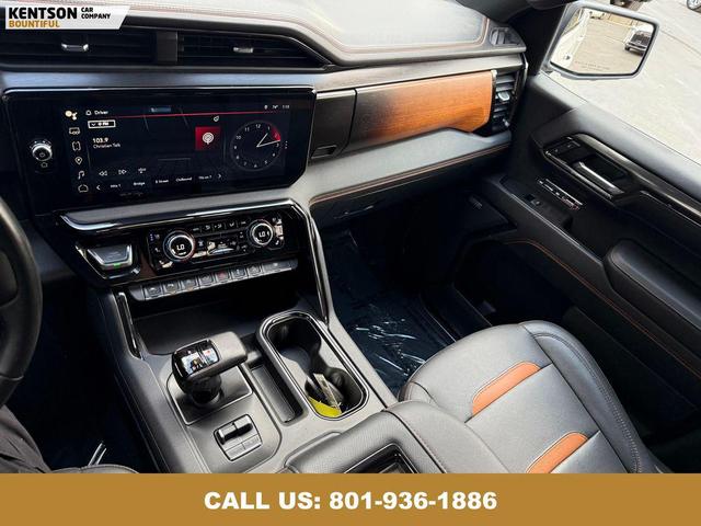 Photo of 2022 Summit White GMC Sierra 1500