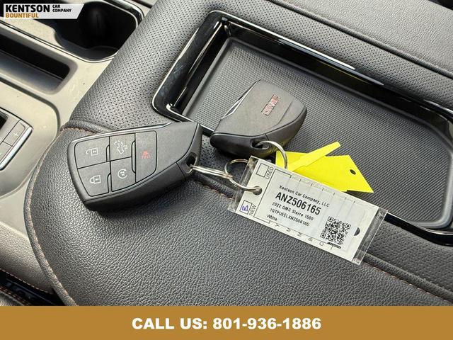 Photo of 2022 Summit White GMC Sierra 1500