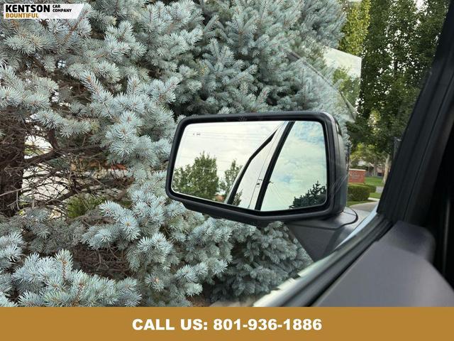 Photo of 2022 Summit White GMC Sierra 1500