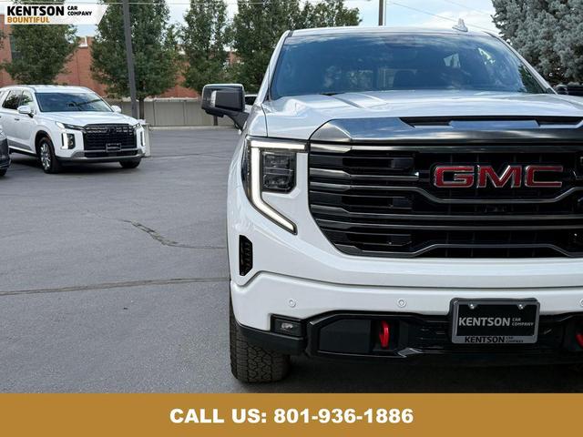 Photo of 2022 Summit White GMC Sierra 1500