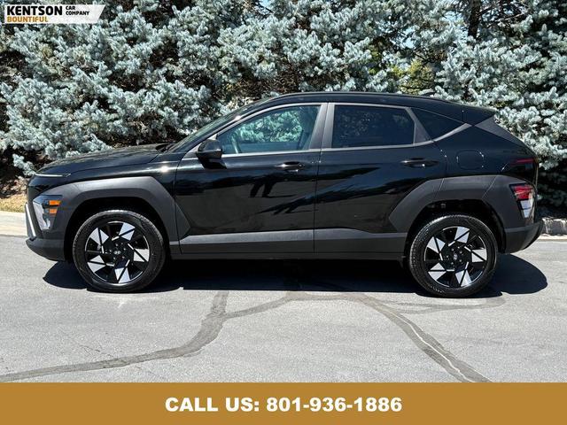 Photo of 2025 Abyss Black Pearl Hyundai KONA