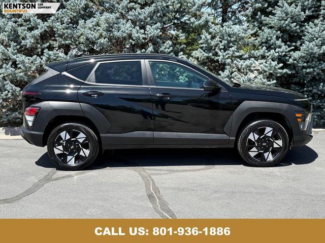 Photo of 2025 Abyss Black Pearl Hyundai KONA