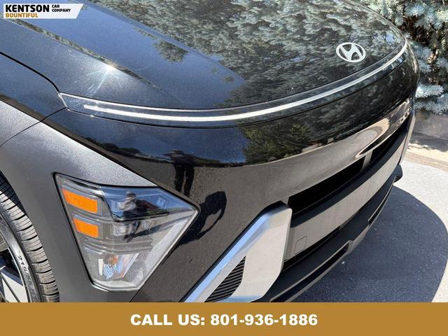 Photo of 2025 Abyss Black Pearl Hyundai KONA
